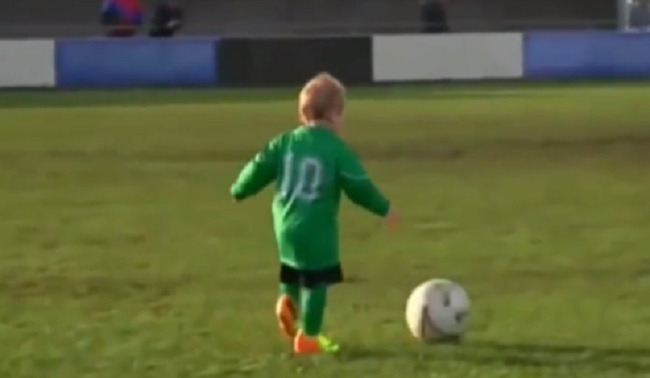Le plus jeune joueur de football