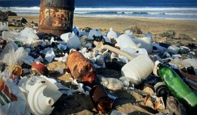 Plastique sur les plages