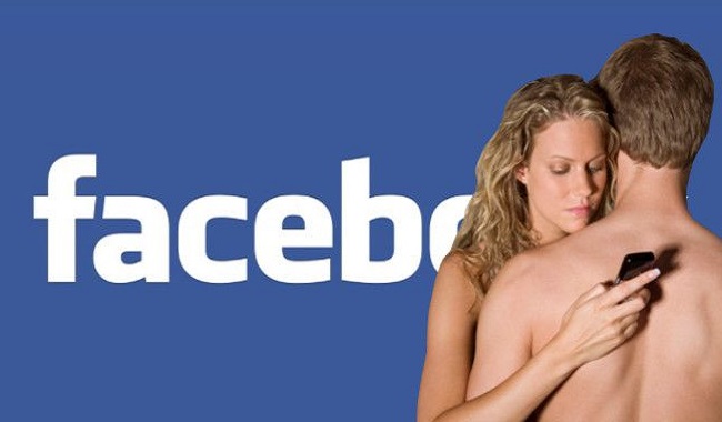 Utilisé Facebook en plein rapport sexuel